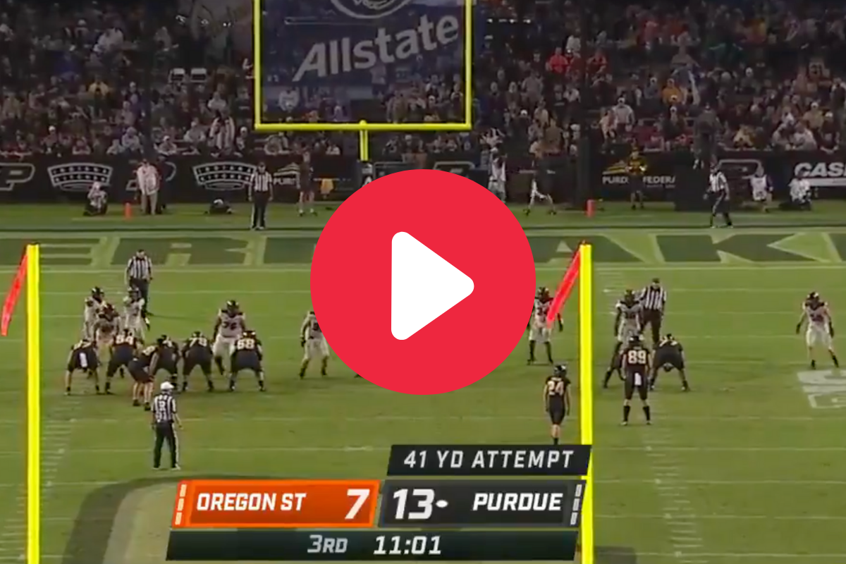 This Bizarre Trick Play Formation is Why College Football Remains Awesome