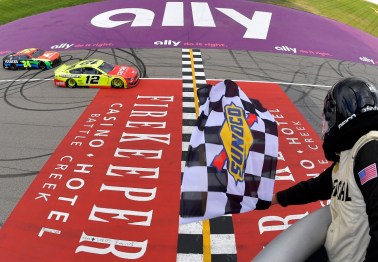 Breaking Down the Different Types of NASCAR Flags and What They Mean