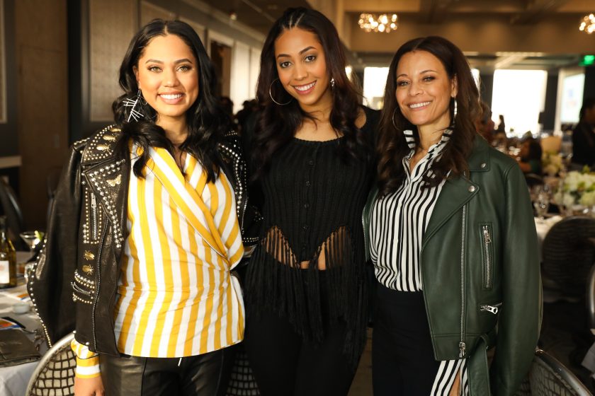 Ayesha Curry, Sydel Curry and Sonya Curry pose together in 2018.