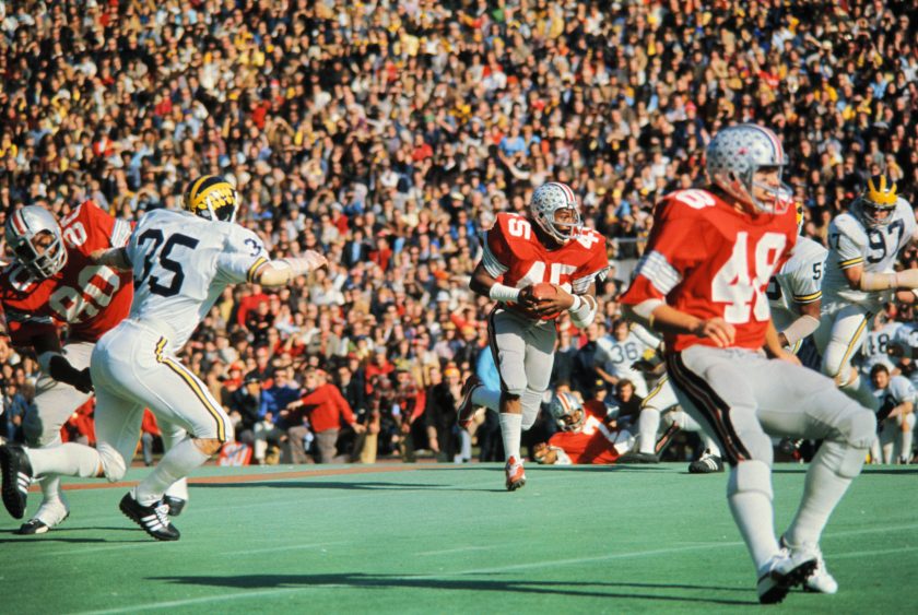 Archie Griffin runs with the ball for OSU.