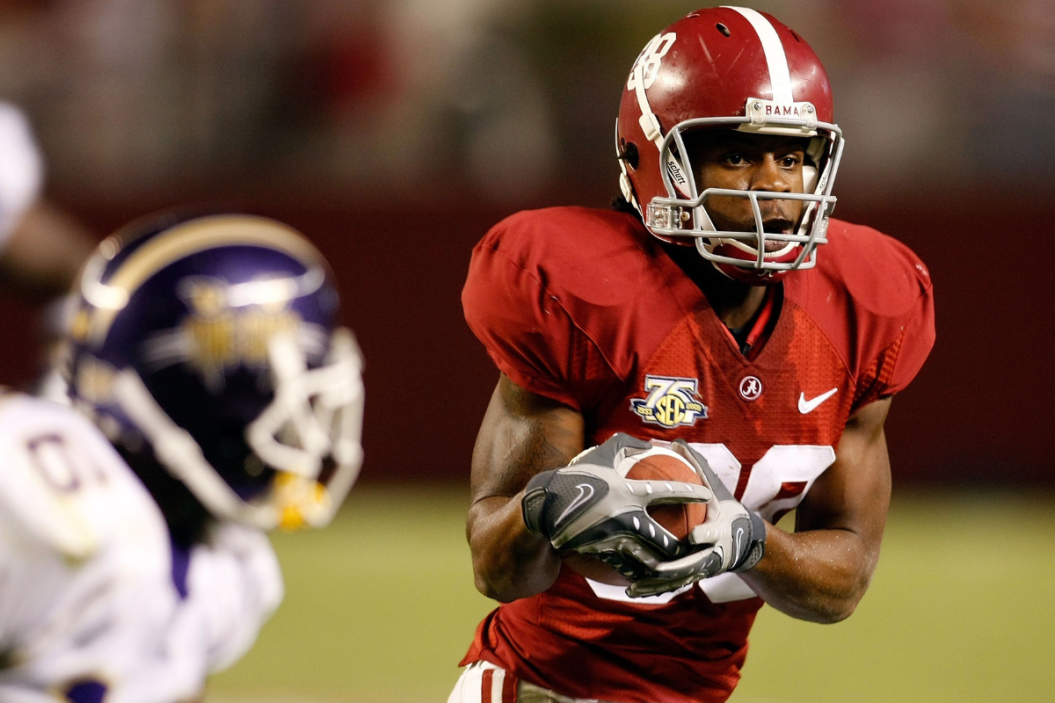 Glen Coffee rushes during a 2007 Alabama game.