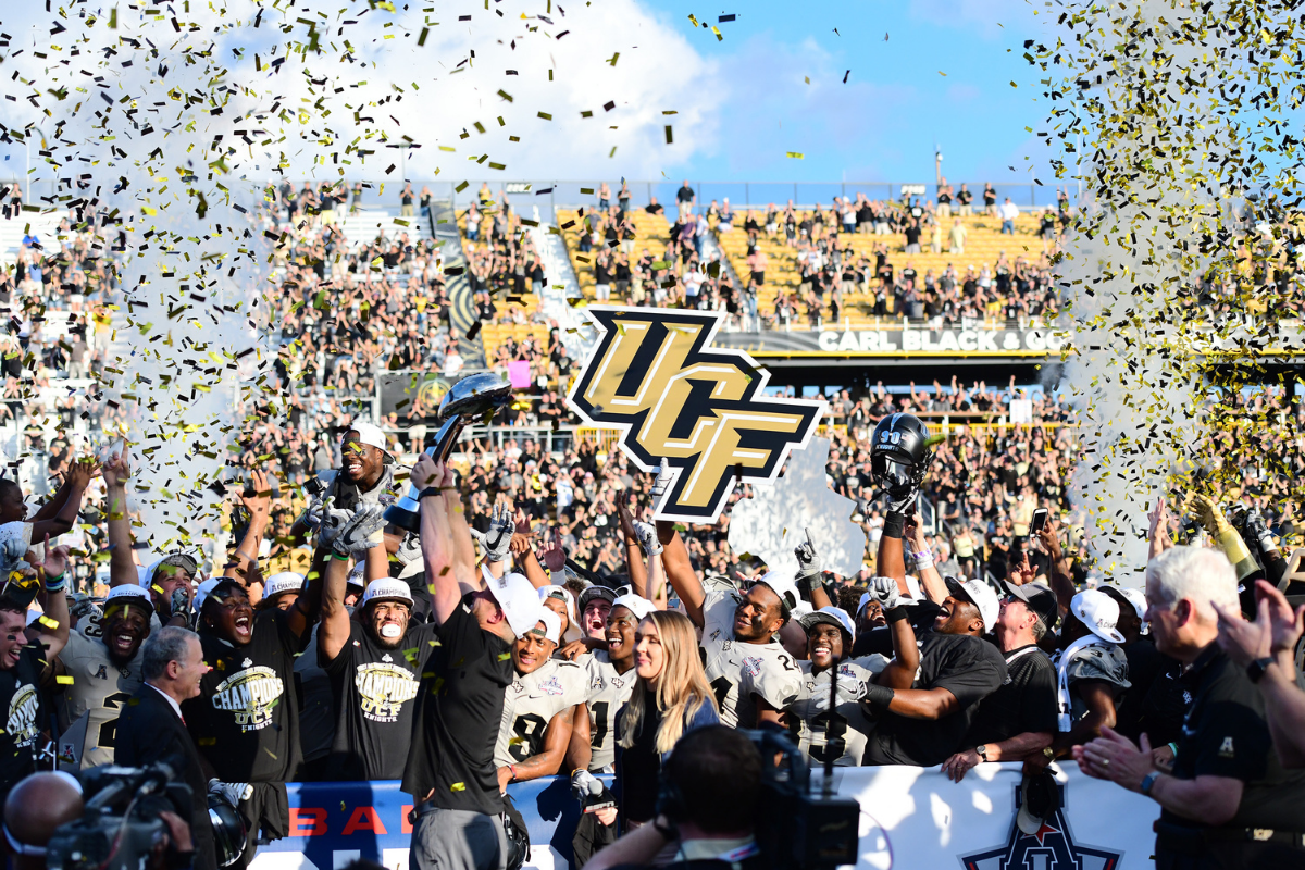 UCF celebrates the 2017 AAC title over Memphis.