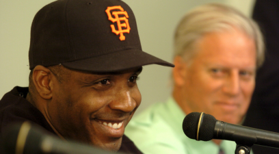 Barry Bonds smiles during his signing ceremony with the Giants.