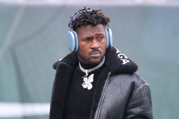 Antonio Brown Before Jets Game