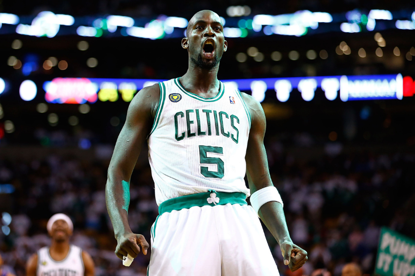 Kevin Garnett celebrates a big play for the Celtics.