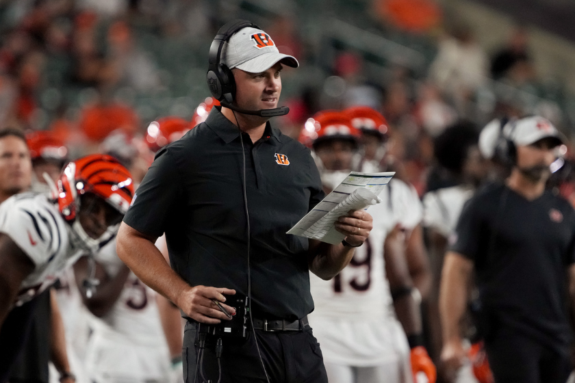 Zac Taylor coaches the Bengals in a preseason game against the Arizona Cardinals.