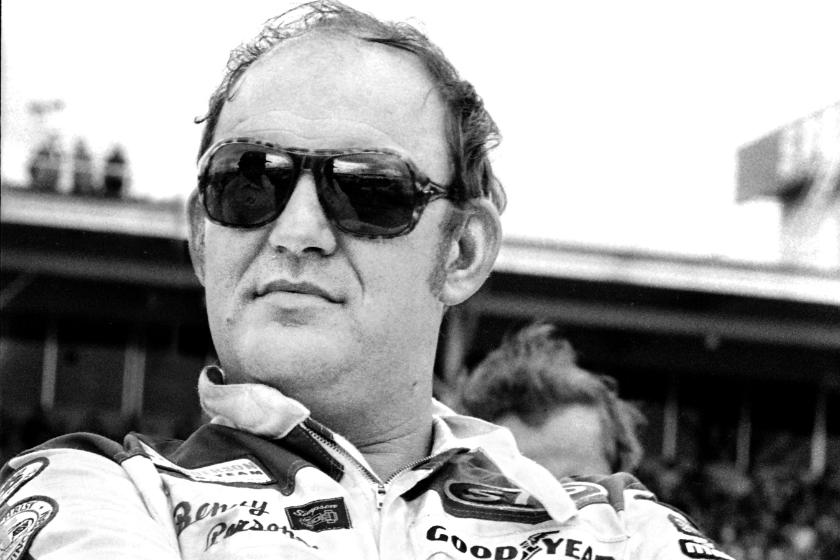 Benny Parsons leans against his race car prior to the start of the 1979 Daytona 500