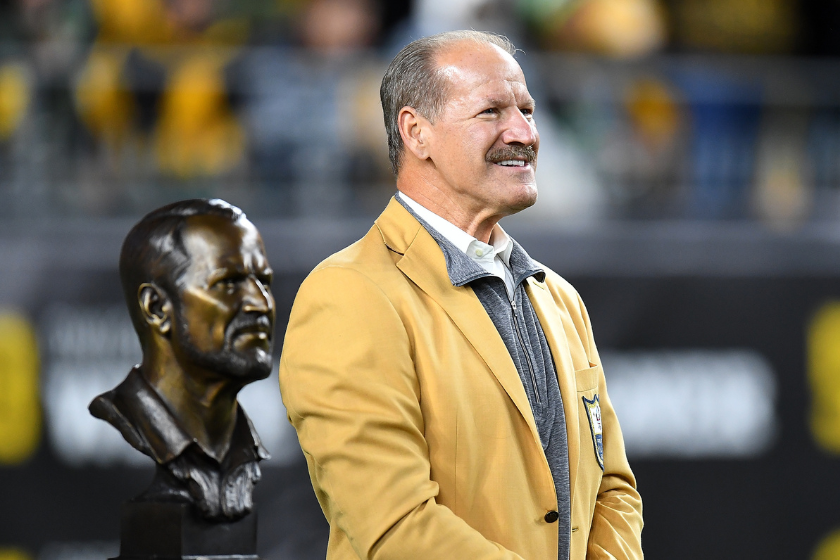 Bill Cowher during a hall of fame half time ceremony during the Pittsburgh Steelers and the Seattle Seahawks game at Heinz Field
