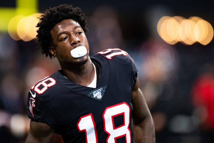 Calvin Ridley looks on during a 2019 Falcons game.