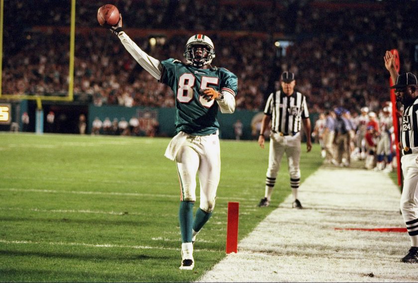 Lamar Thomas celebrates in 1997.