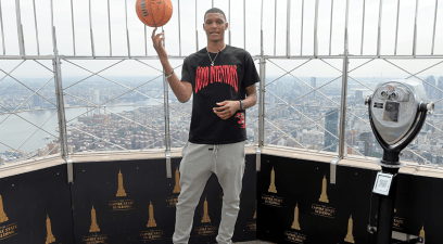 Jabari Smith visits the Empire State Building before the 2022 NBA Draft.