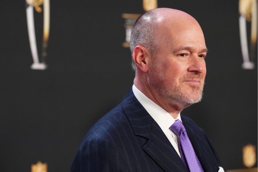 Rich Eisen poses for a photo on the red carpet during NFL Honors at the Symphony Hall