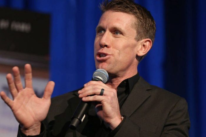 Carl Edwards Open up About Retirement and Why He Doesn’t Follow NASCAR