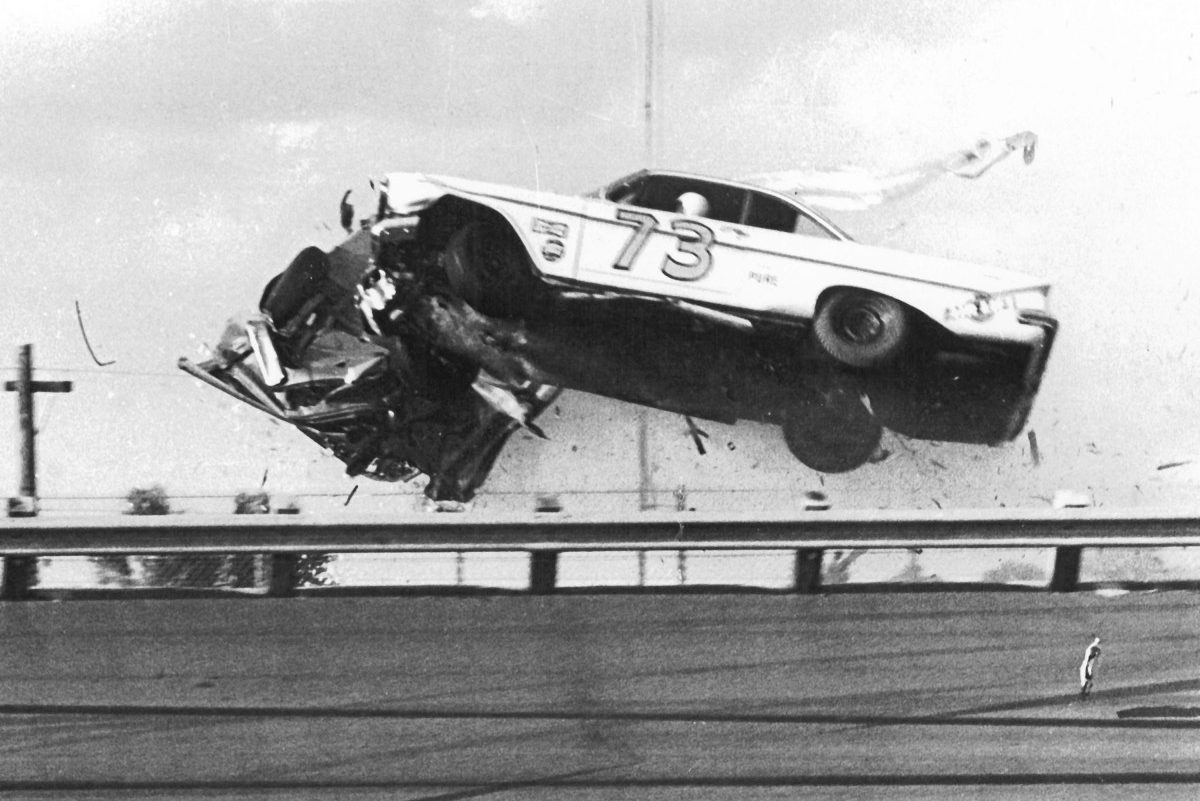 Lee Petty's NASCAR Career Ended After This Terrifying Crash at Daytona in  1961 - FanBuzz