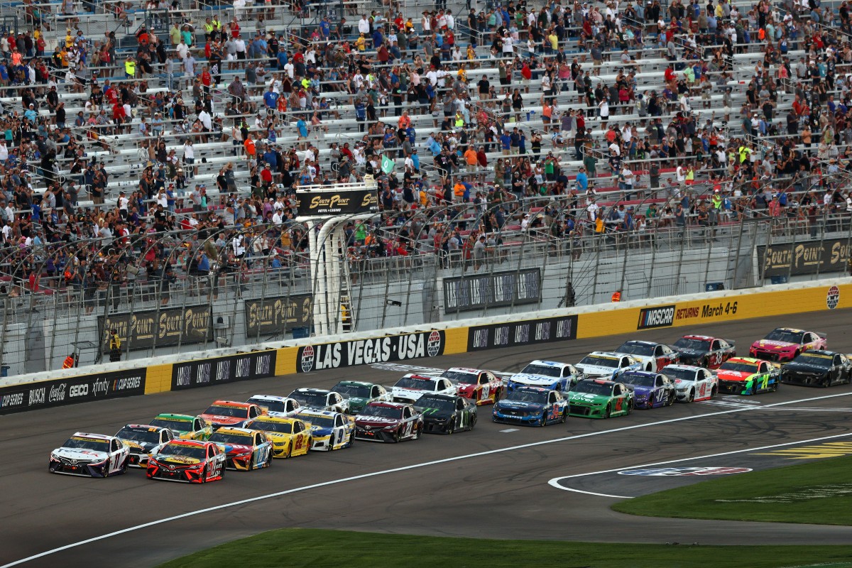 How Does NASCAR's New "Choose Rule" Impact National Series Races? - FanBuzz