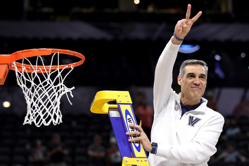Jay Wright cuts down the nets