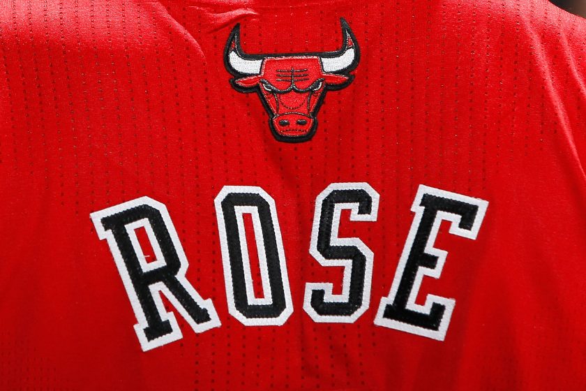 Derrick Rose name on the back of his Chicago Bulls jersey