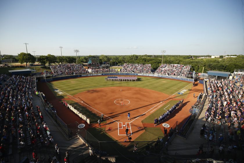 The Florida State Seminoles take on the Washington Huskies during the Division I Women's Softball Championship in 2018.