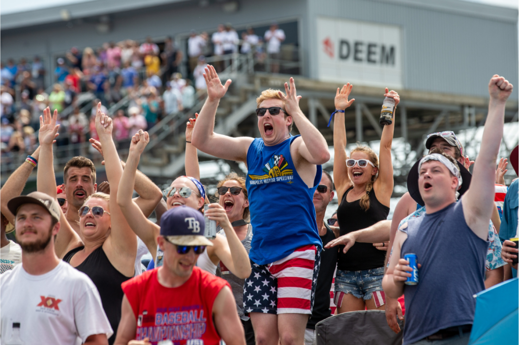 fans celebrate at 2019 indy 500