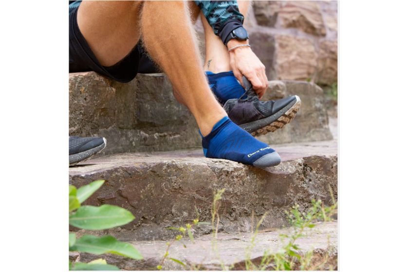 men's running socks - Men's Running Apparel for Hot Weather