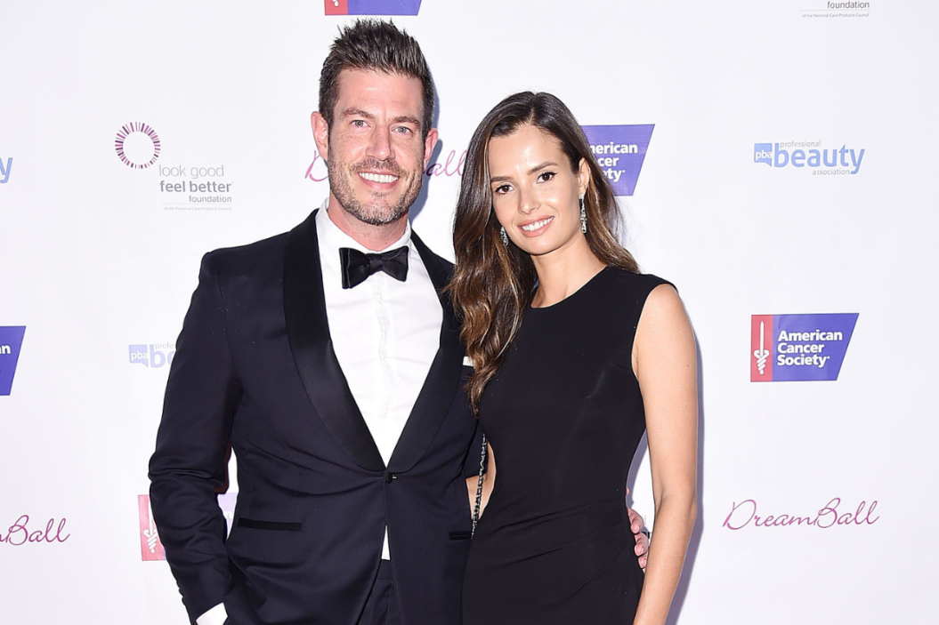 Jesse Palmer and his wife Emely attend a charity event in 2017.