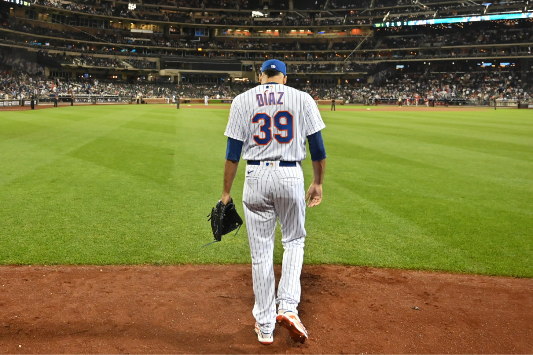 Edwin Diaz #39 of the New York Mets enters the field from the dugout during the game against the Philadelphia Phillies