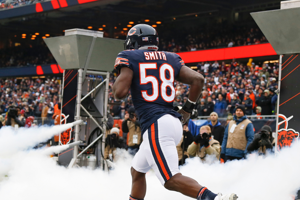 Roquan Smith works out at Soldier Field, doesn't play - Chicago Sun-Times