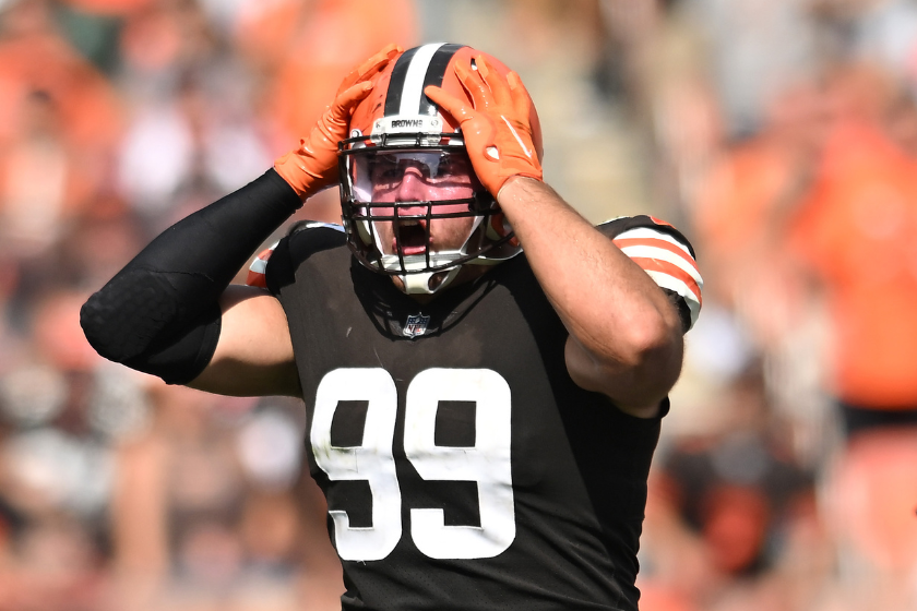  Taven Bryan #99 of the Cleveland Browns reacts after Greg Zuerlein #6 of the New York Jets (not pictured) made a 57-yard field goal during the fourth quarter