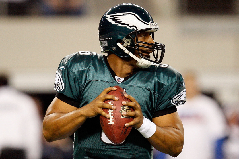 Quarterback Donovan McNabb #5 of the Philadelphia Eagles during the 2010 NFC wild-card playoff game