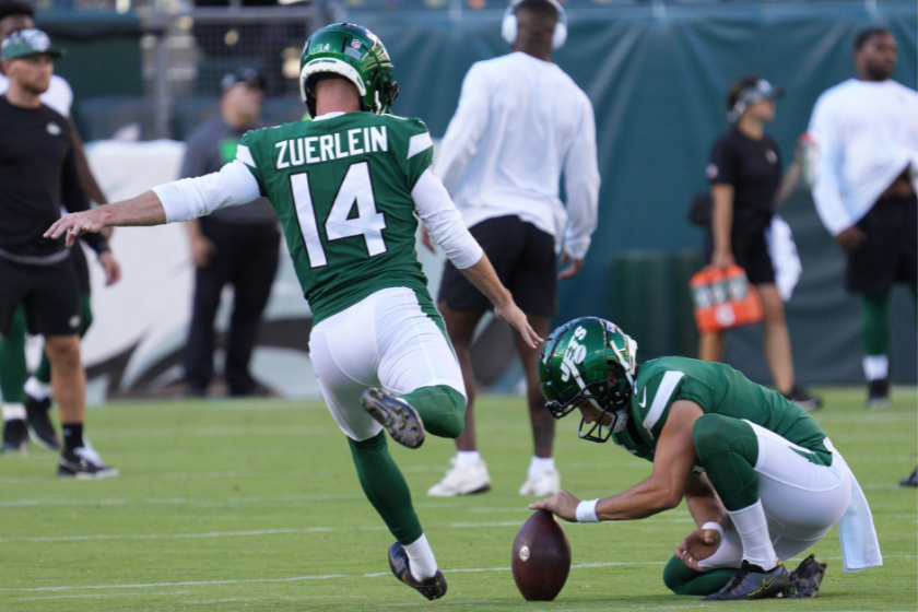 New York Jets place kicker Greg Zuerlein (14) warms up during pre-season game between the New York Jets and the Philadelphia Eagles