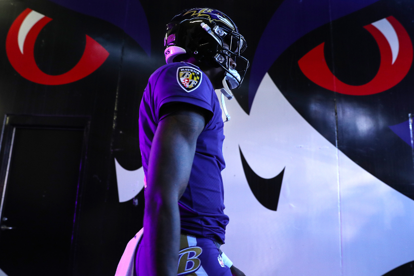  Quarterback Lamar Jackson #8 of the Baltimore Ravens takes the field before playing against the Oakland Raiders