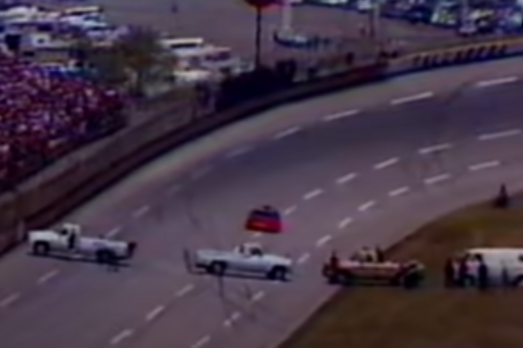 Man steals pace car and drives it around the track at Talladega Superspeedway in 1986