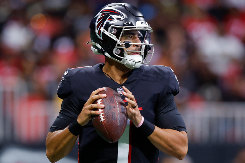 Marcus Mariota #1 of the Atlanta Falcons drops back to pass during the first half of the game against the New Orleans Saints
