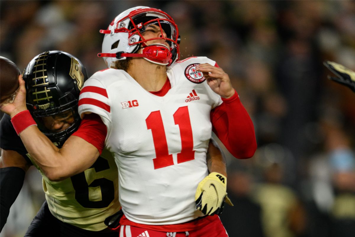 Mediocrity In The Big Ten West Is Hurting The Conference - FanBuzz