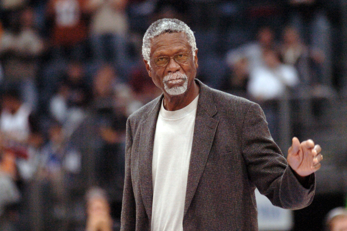 Aloe Blacc honors Bill Russell