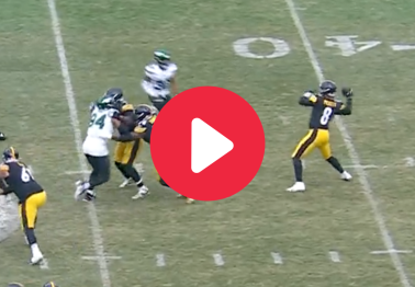 Kenny Pickett's First NFL Pass Attempt Didn't Go as Steeler Nation Had Hoped