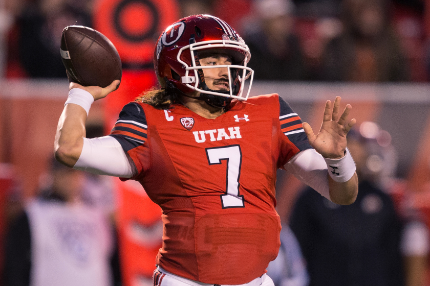 Cameron Rising #7 of the Utah Utes throws a pass against the Arizona Wildcats