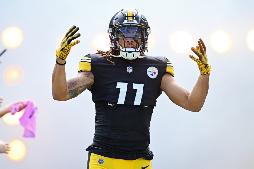 Chase Claypool #11 of the Pittsburgh Steelers reacts as he runs onto the field prior to the game against the Tampa Bay Buccaneers