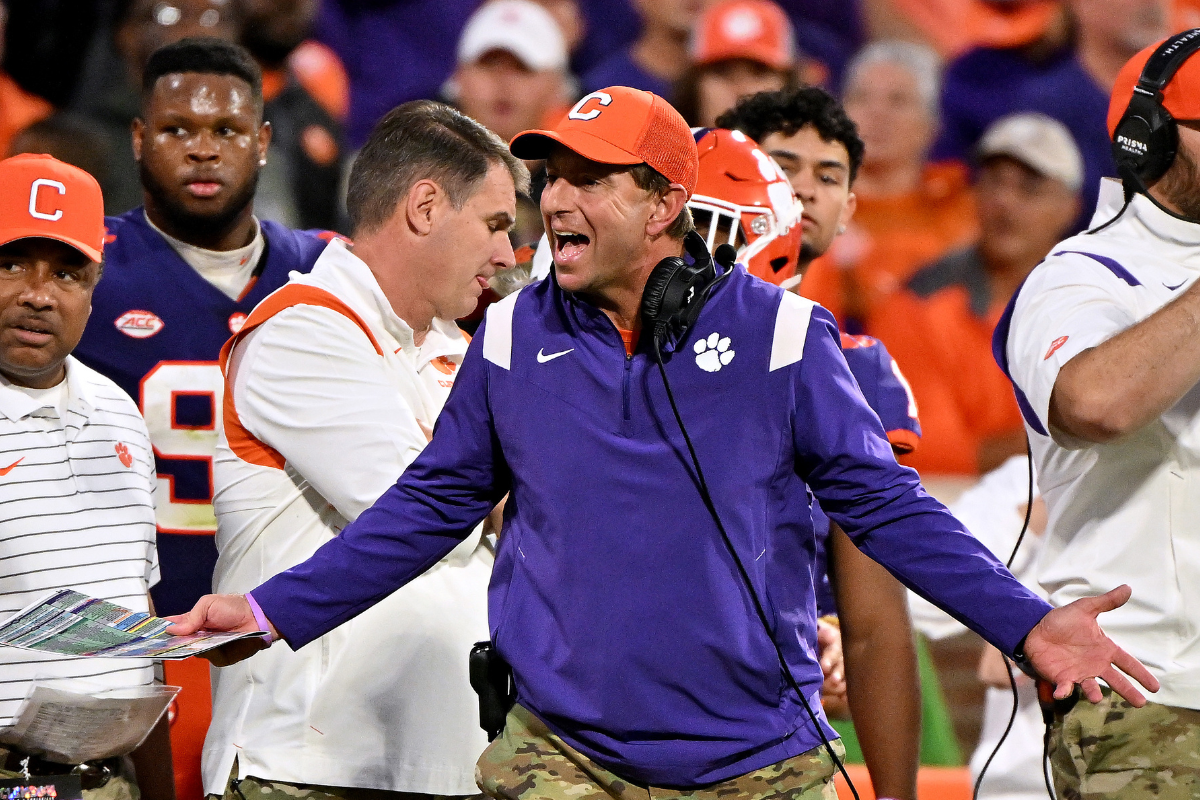 Dabo Swinney Clarifies "Flipping Burgers" Tennessee Comment