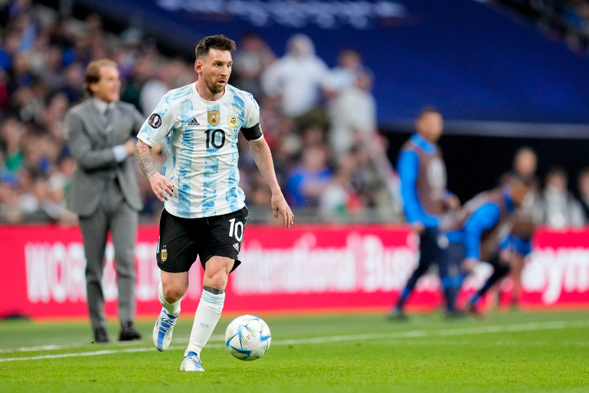 Lionel Messi of Argentina controls the ball during the Finalissima 2022 match between Italy and Argentina at Wembley Stadium