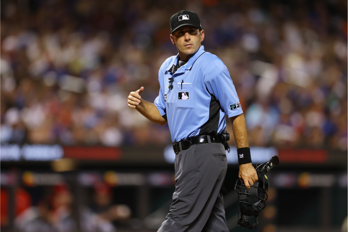 2022 World Series: Umpire Pat Hoberg called perfect game in Astros