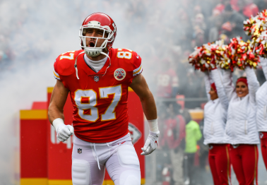 Chiefs' Travis Kelce Agrees To Extension, Reportedly Making Him Highest-Paid Tight End
