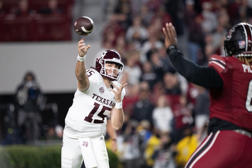 Conner Weigman drops back to pass against South Carolina.