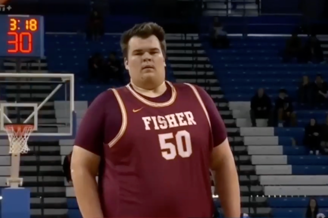 Connor Williams, aka "Bog Cozy", is taking college basketball by storm.