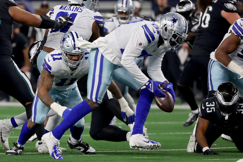 Jayron Kearse #27 of the Dallas Cowboys recovers a fumble during the third quarter in the game against the Philadelphia Eagles at AT&T Stadium