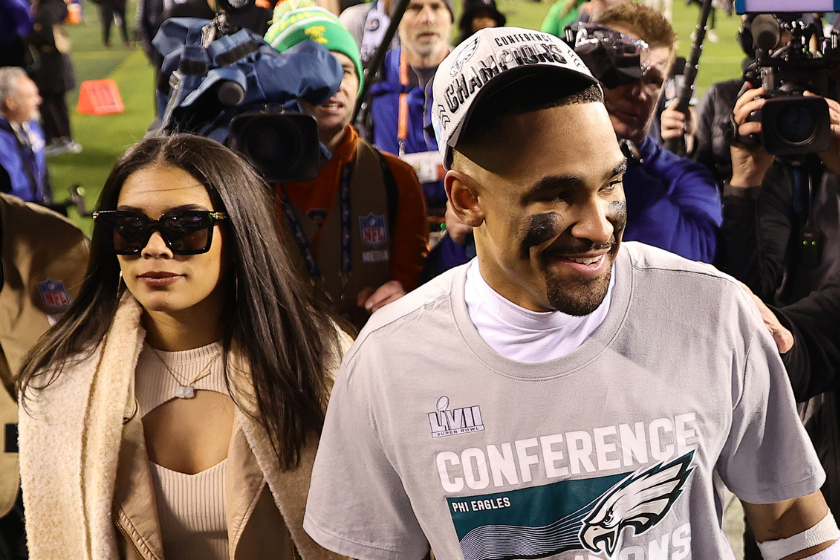 Philadelphia Eagles QB Jalen Hurts is playing at an MVP level and has the birds eyeing the Super Bowl, but who is the NFL star dating? That's Jalen Hurts girlfriend, Bryonna Burrows. 