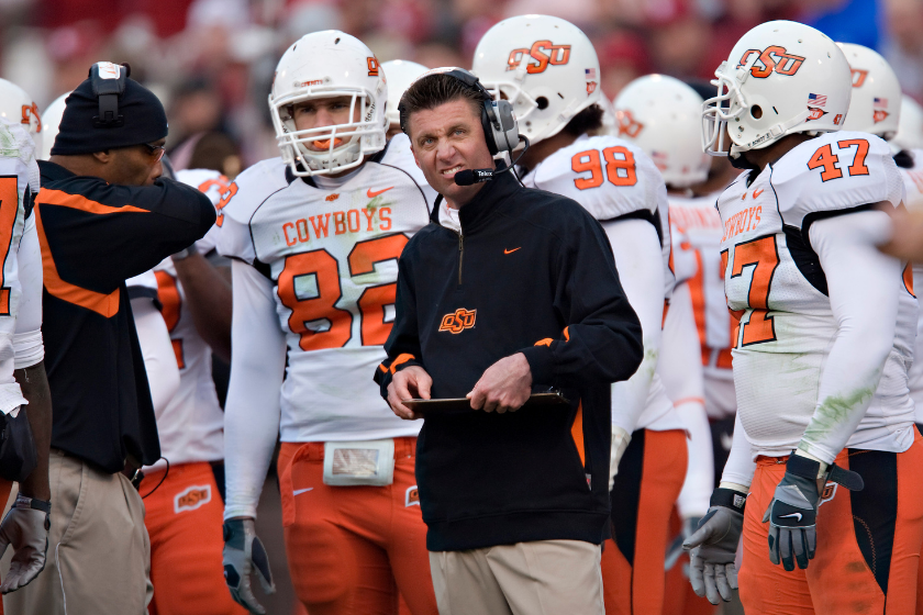  Mike Gundy of the Oklahoma State Cowboys on the sidelines during their game against the Oklahoma State Cowboys at Gaylord Family-Oklahoma Memorial Stadium