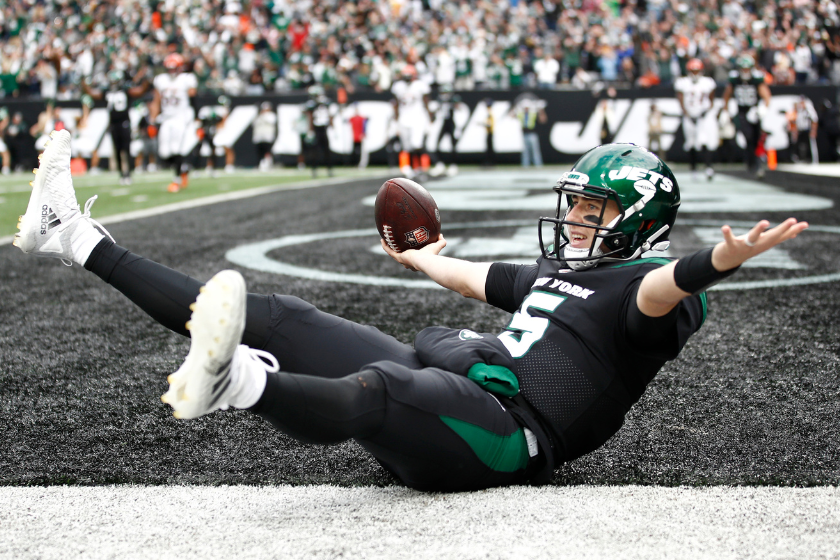 Mike White #5 of the New York Jets celebrates after catching the ball for a two point conversion during the fourth quarter against the Cincinnati Bengals at MetLife Stadium