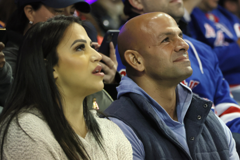 New York Jets coach Robert Saleh and his wife Sanaa watch the New York Rangers game against the New York Islanders skates against the New York Rangers at Madison Square Garden