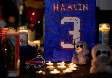 In the Wake of the Damar Hamlin Tragedy, NFL Fans Find Ways to Give Back